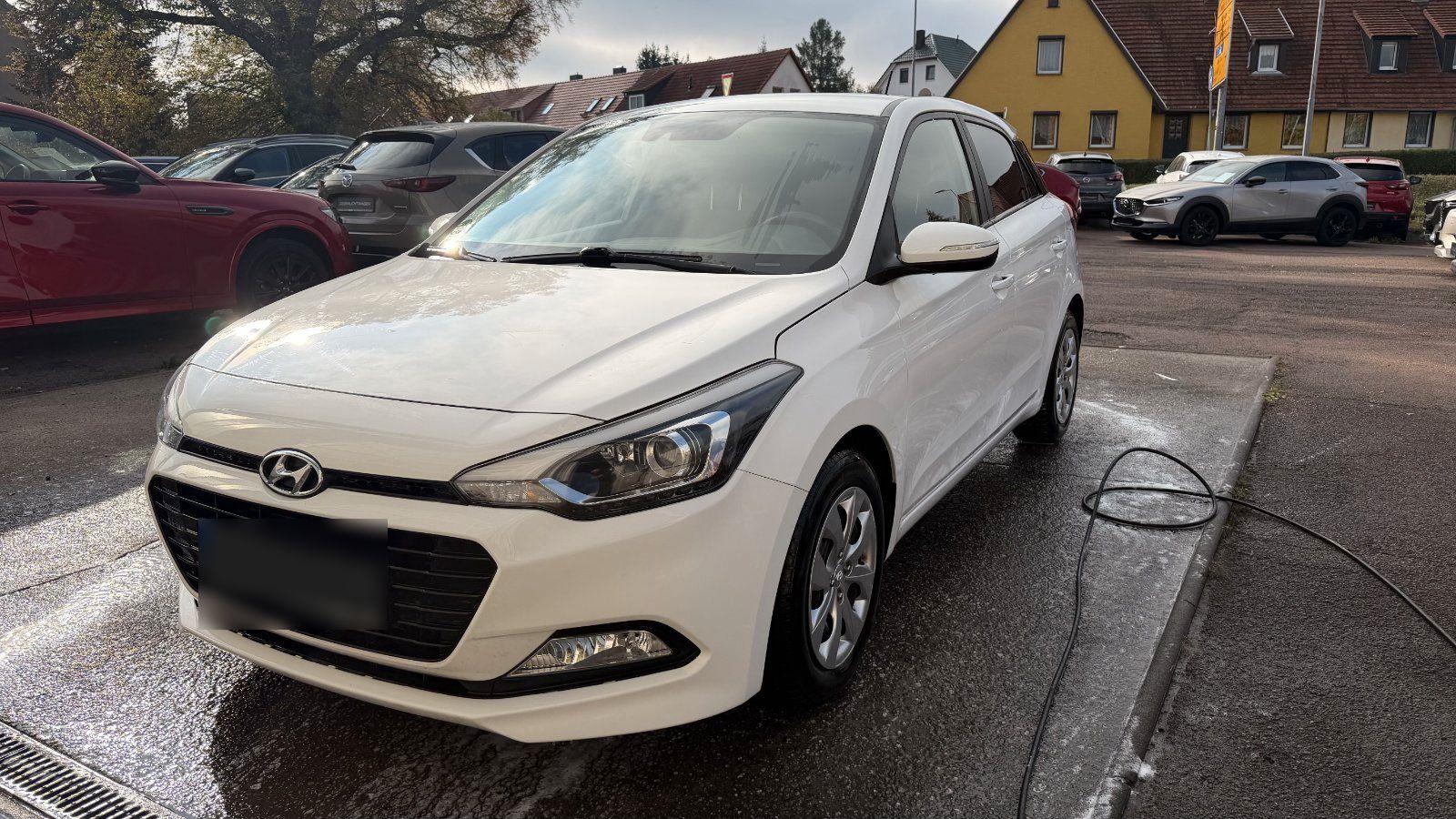 Hyundai i20