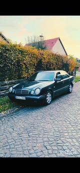 Mercedes-Benz Mercedes w210 e200/tüv/lpg /manuell/Limous... - Mercedes-Benz E 200 mit LPG-Antrieb