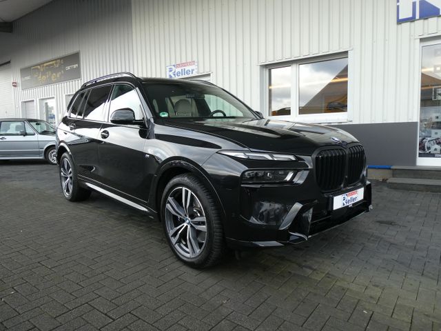 BMW X7 xDrive 40 i M Sport Panorama Head-Up AHK