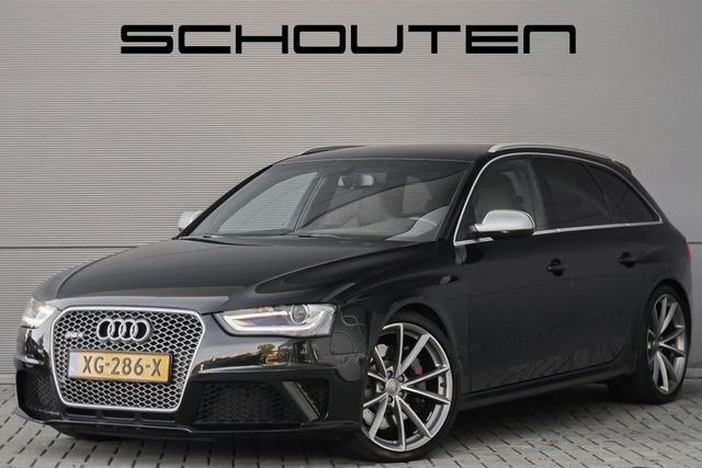 Audi RS4 A4 Avant 4.2 FSI Quattro Nappa Leder Bang &