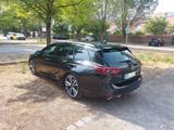 Opel Insignia 2.0 BiTurbo Diesel Busi Innov Aut 4x4 - Opel Insignia von privat