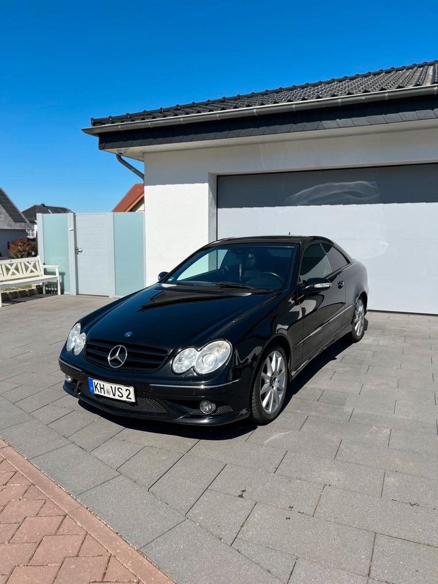 Mercedes-Benz CLK 320