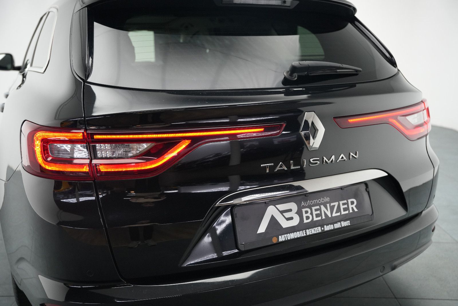 Fahrzeugabbildung Renault Talisman Grandtourer /BOSE/PANORAMA/HUD/ACC
