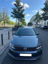 Volkswagen Jetta 2.0 TDI 110kW BlueMotion Technology - - Volkswagen Jetta: Bluemotion