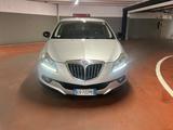 Lancia Delta 1.6 MJT DPF Selectronic Argento - Lancia Delta Argento mit Diesel-Antrieb