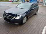 Mercedes-Benz Mercedes E 250 T CGI W 212 guter Zustand A... - Mercedes-Benz E 250 in Dortmund