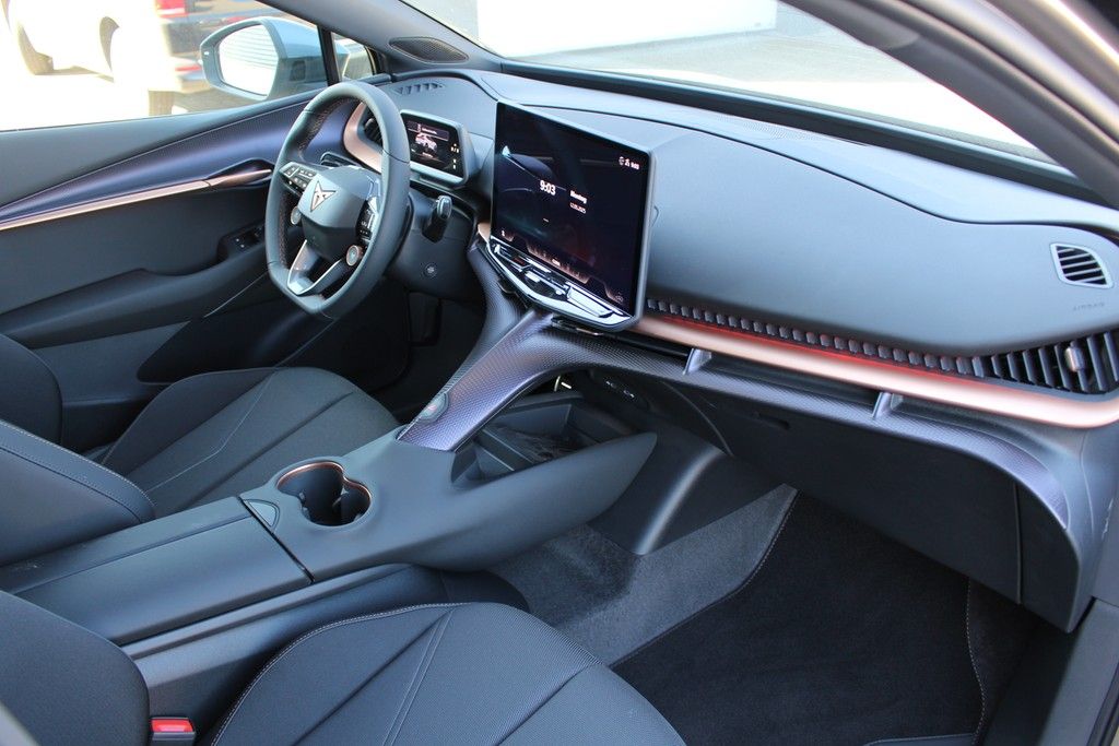 Fahrzeugabbildung CUPRA Tavascan VZ 4Drive DSG