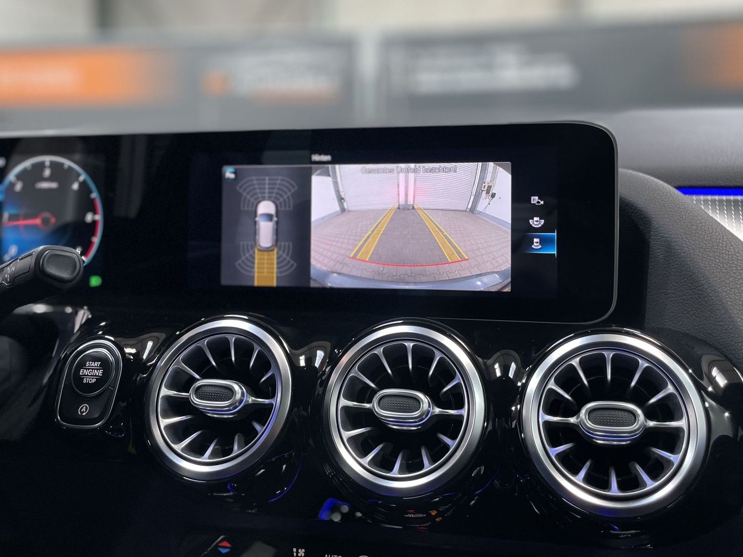 Fahrzeugabbildung Mercedes-Benz B 200 Progressive Edition19#LED#Burmester#Kamera