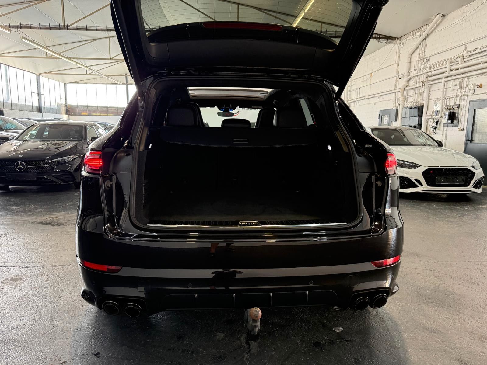 Porsche Cayenne GTS PANO ACC StandH BOSE MATRIX 21 foto 13