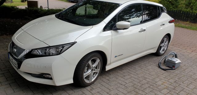 Nissan Leaf - Tekna - 150 PS 40KWH -