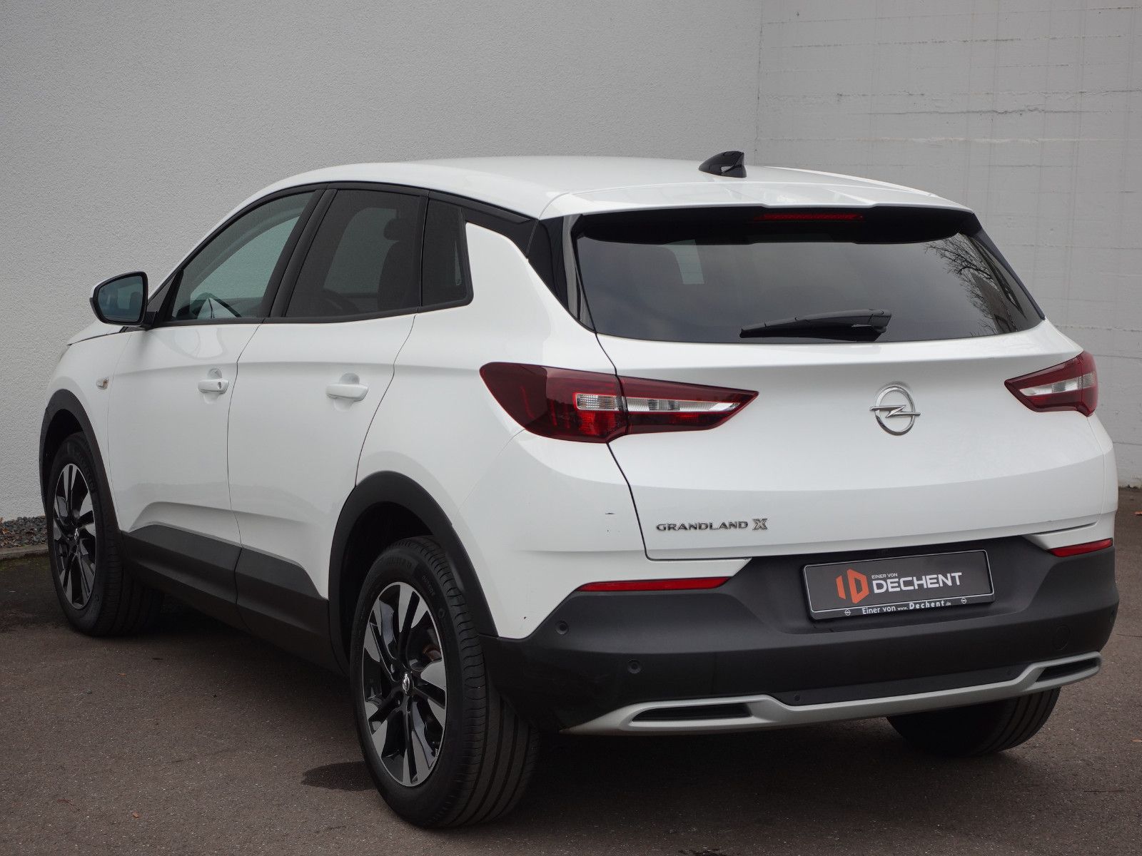 Fahrzeugabbildung Opel Grandland X 1.2 Elegance Kamera,LED,Navi,PDC,SHZ
