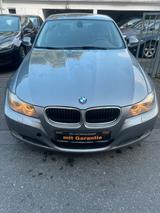 BMW 320 e90 Facelift Automatik - BMW 3er Reihe aus 2009: Facelift