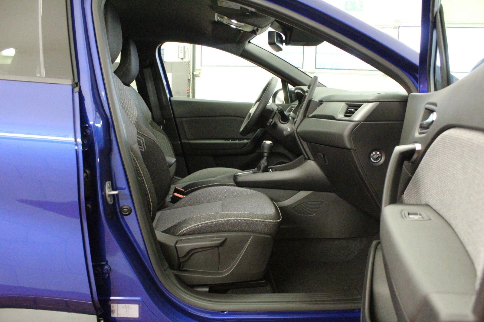 Fahrzeugabbildung Renault Captur TCe 115 KISS Sondermodell *Winter-Pak*Nav