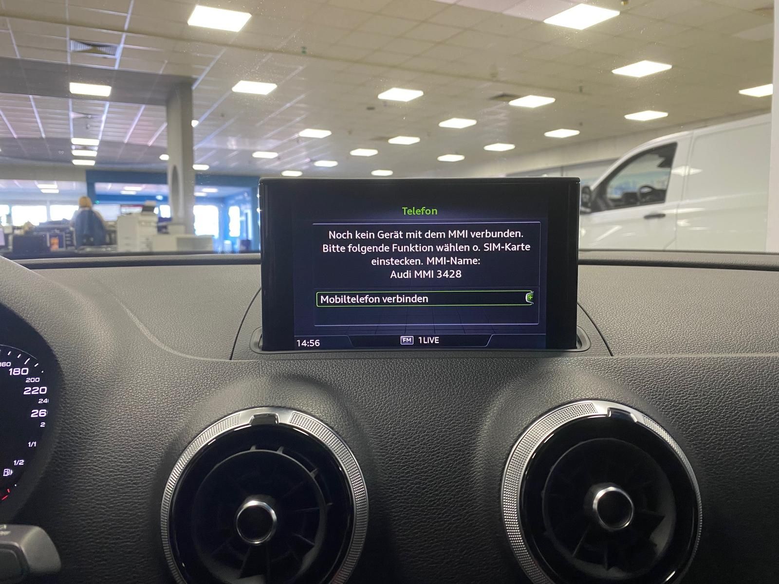 Fahrzeugabbildung Audi A3 1.5 ACT 35 TFSI SPORT NAVI+PDC+SITZHEIZ+KLIMA