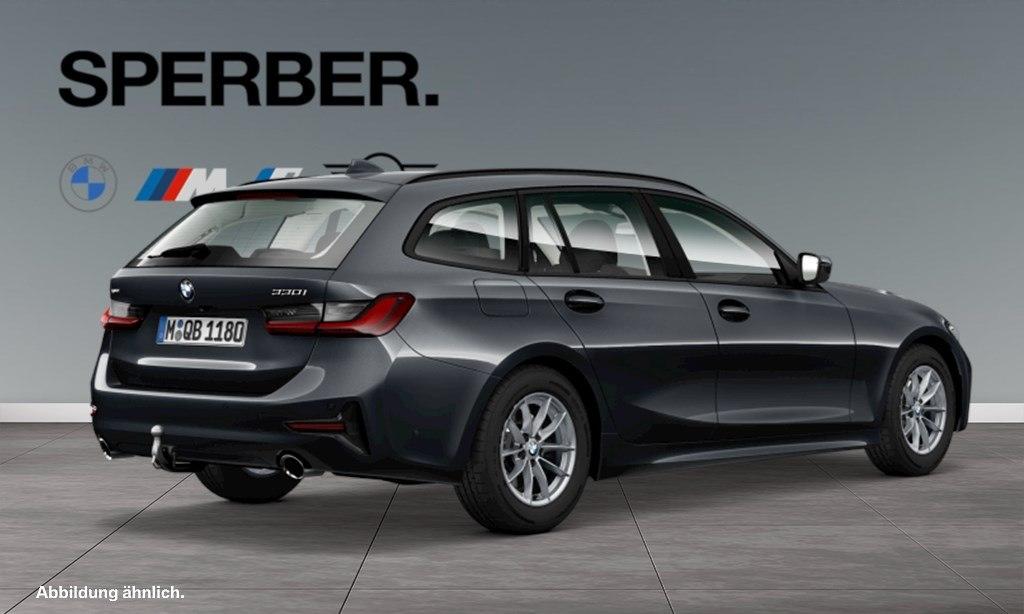 BMW 330i xDrive AHK*Panorama*Sportsitze*LED*Parking 