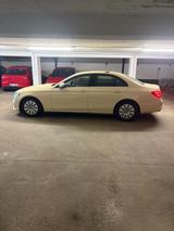 Mercedes-Benz E 200 d Autom. - - : Taxi, Privatanbieter