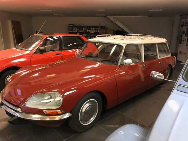 Citroën DS23 Break 