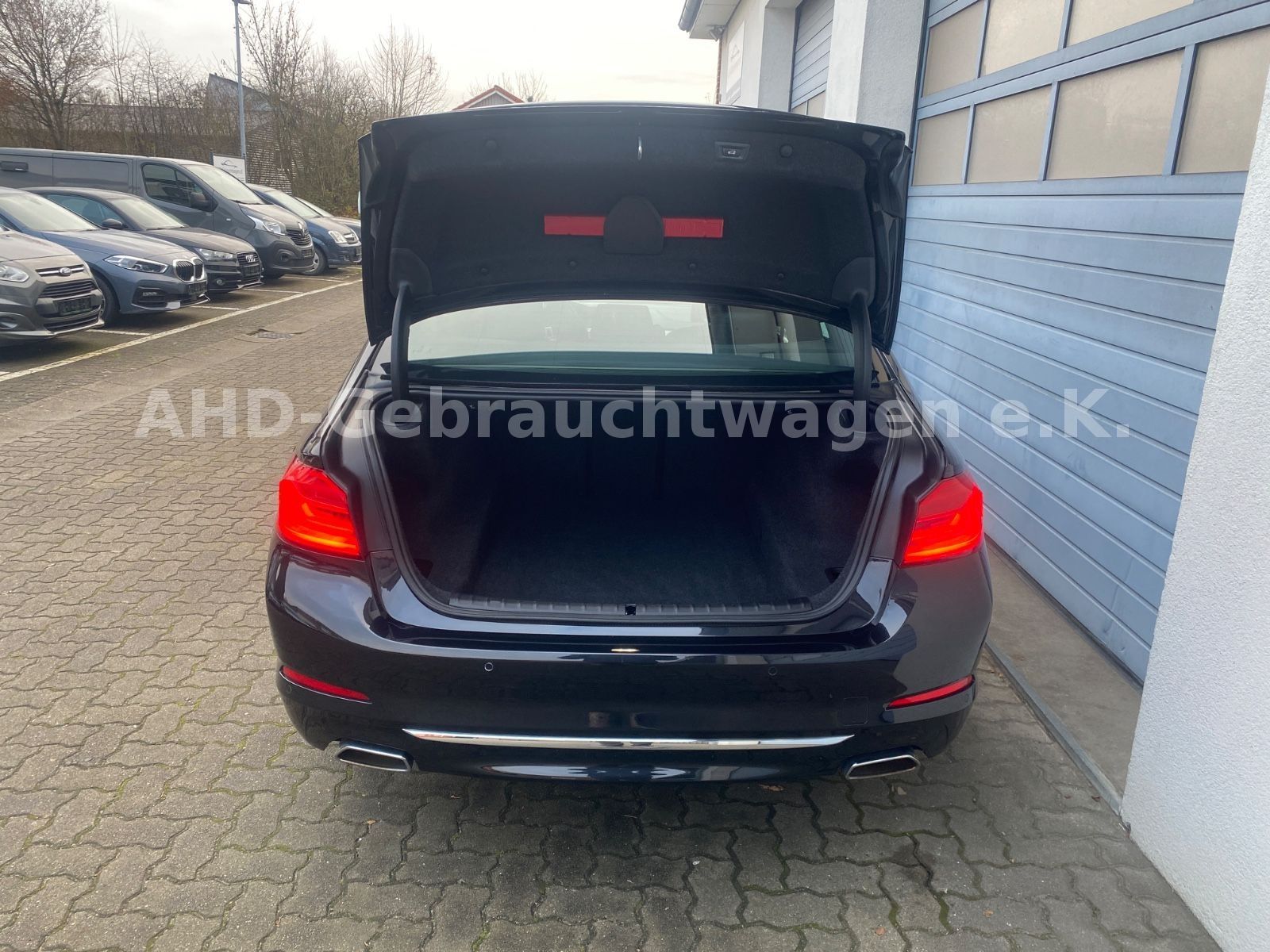 Fahrzeugabbildung BMW 540 5 Limousine 540 d xDrive Luxury Line