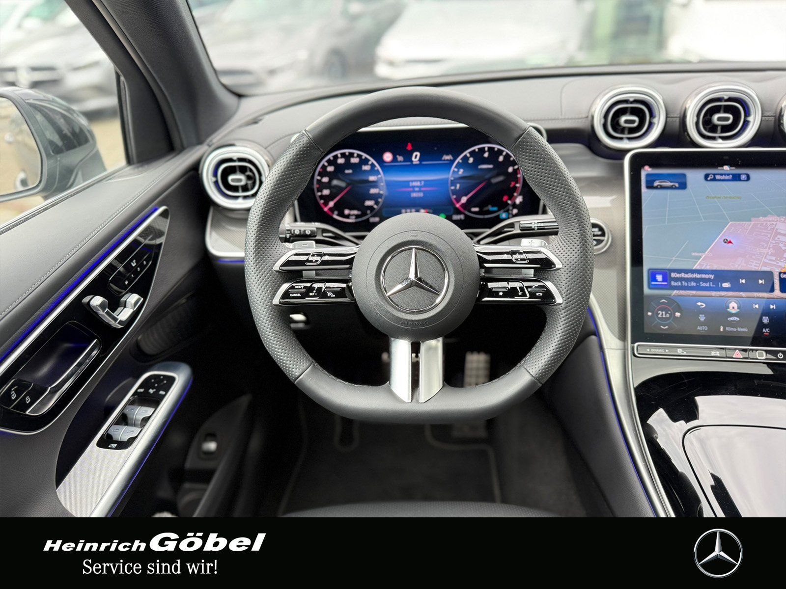 Fahrzeugabbildung Mercedes-Benz GLC 200 AMG*PANORAMA*AHK*MEMORY*19"AMG*LED*