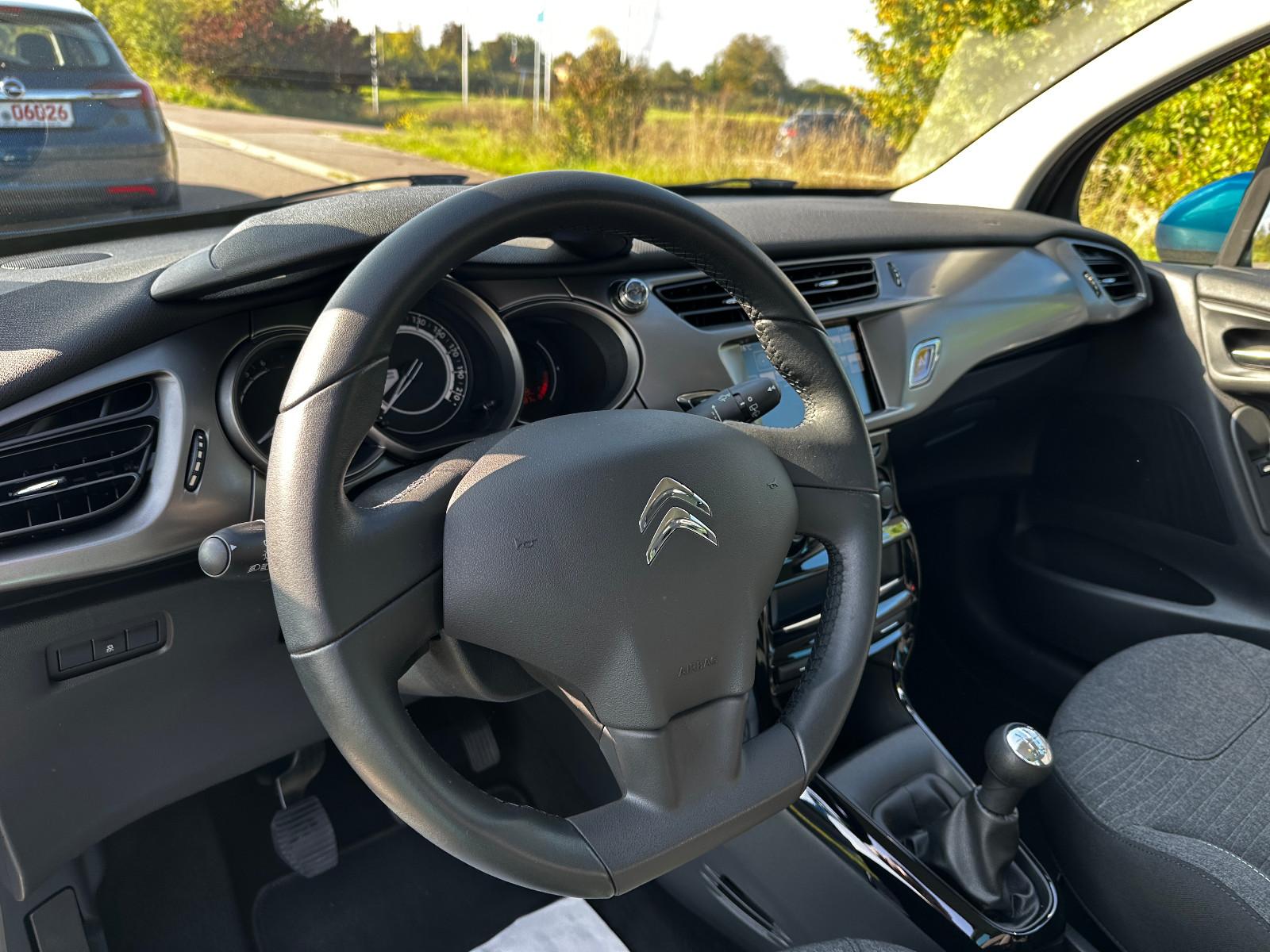 Citroën C3 Selection*SITZHEIZUNG*PDC*KLIMA*TEMPOMAT*