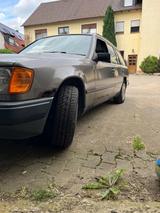 Mercedes-Benz Mercedes w124 300e t-Model - Mercedes-Benz 300: 300e W124