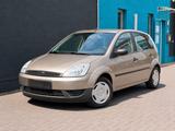 Ford Fiesta 1,3 70 Viva*Klima*8Räder*Zahnr... - Ford Fiesta aus 2005: 1.3