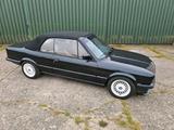 BMW E30 320i Cabrio VFL - BMW 320 aus 1986
