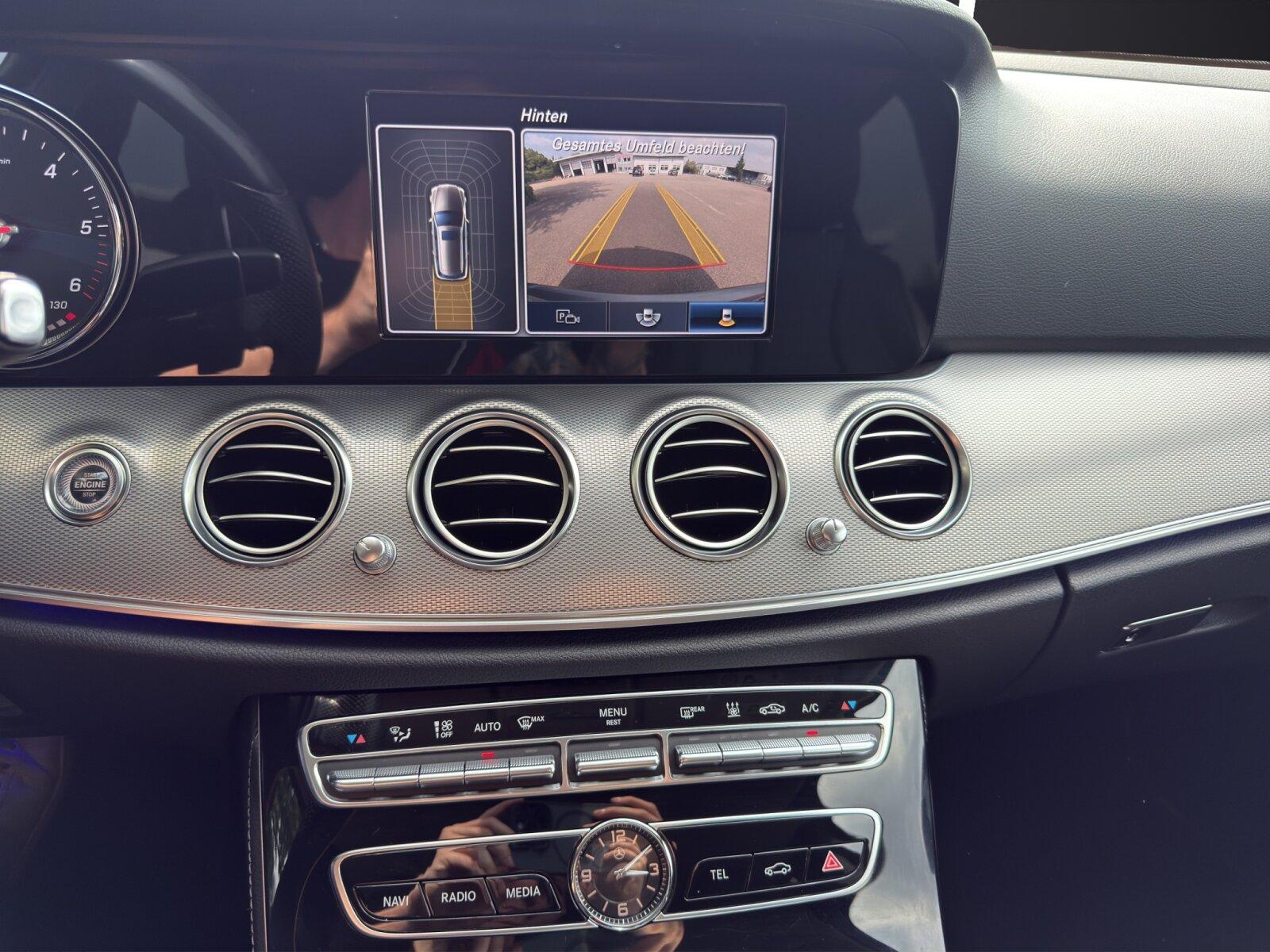 Mercedes-Benz E 200dT*Avantgarde*Standheizung* AHK*RFK*LED*TOT