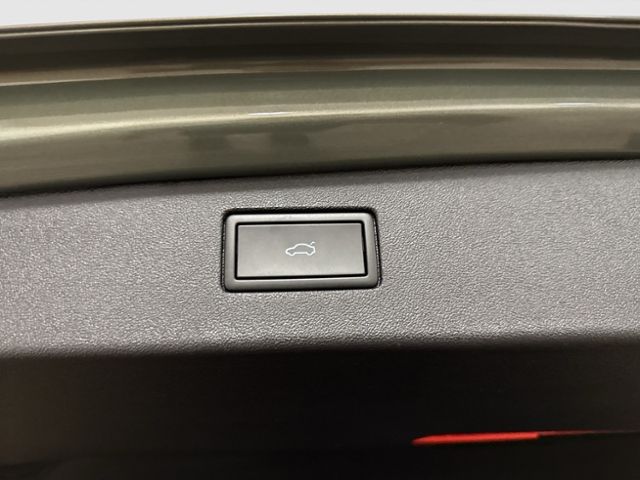 Tiguan ELEGANCE 1.5 eTSI IQ LIGHT NAVI APP CON A