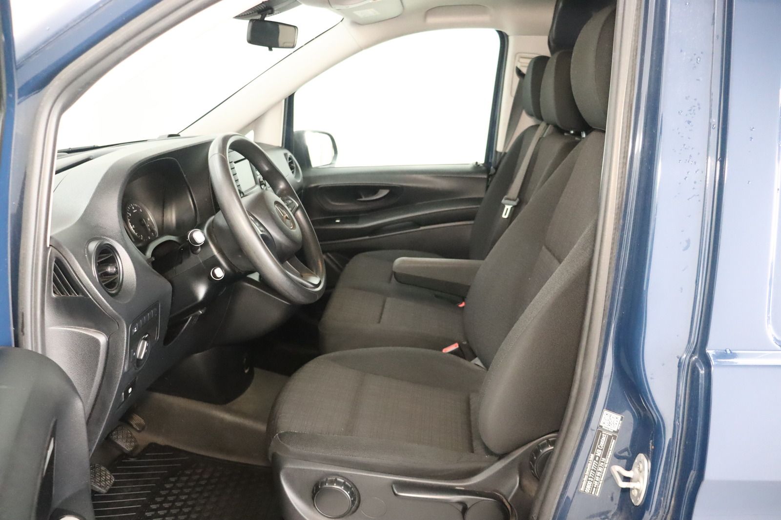 Fahrzeugabbildung Mercedes-Benz Vito 116 CDI lang * LED * Navi