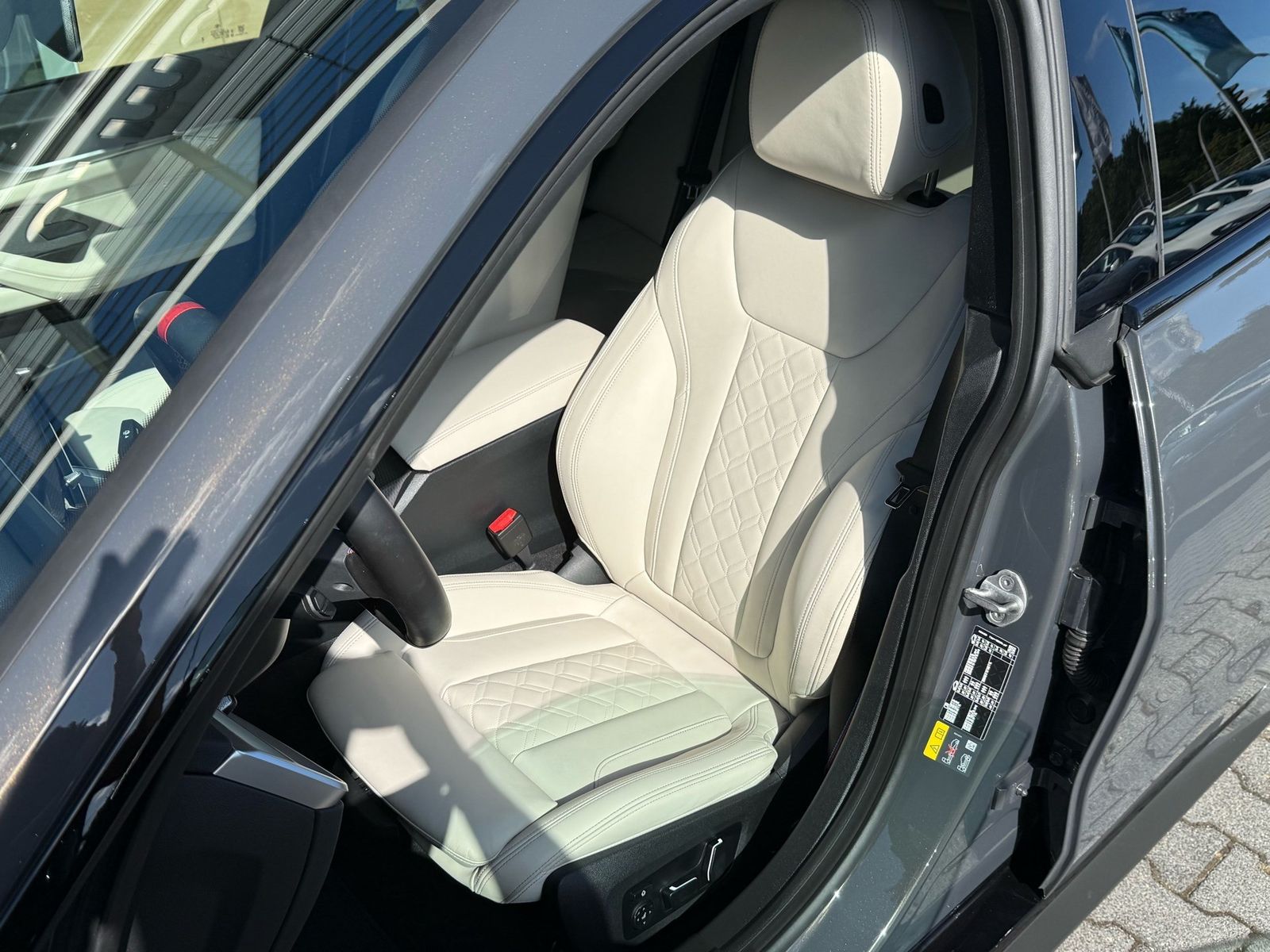BMW i4 - Bild 10