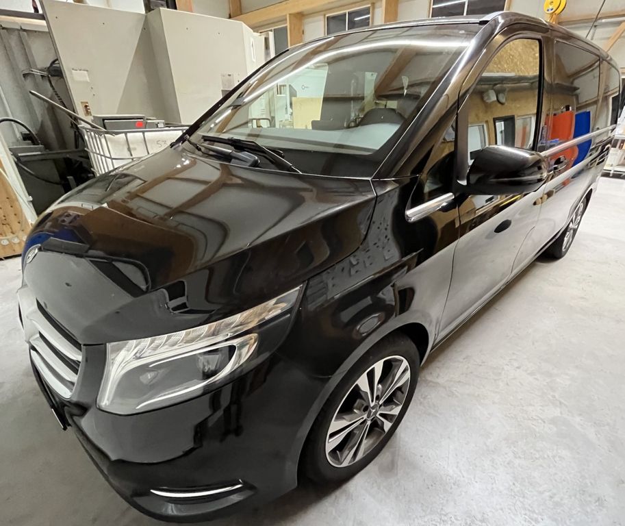 Image of Mercedes-Benz V 250