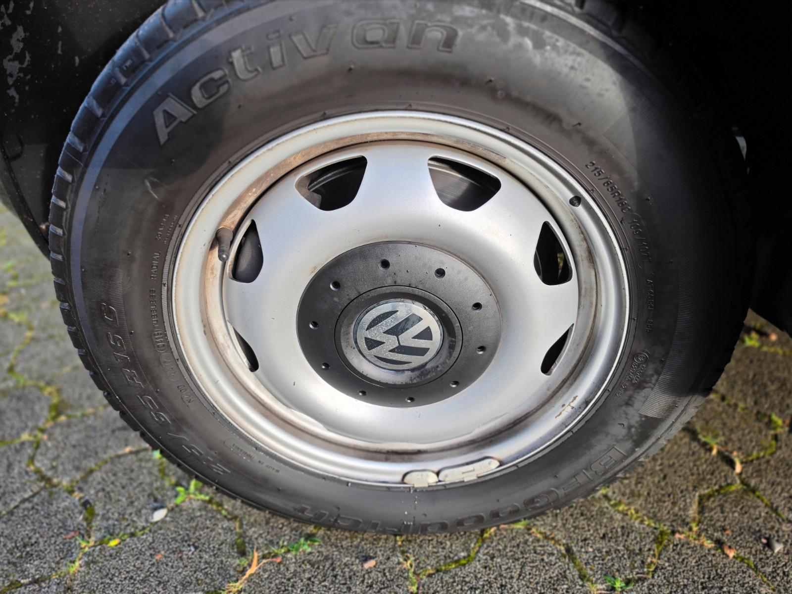 VOLKSWAGEN T5 MULTIVAN - 2.0TDI - 140 CV - BVM - VOLANT EN CUIR