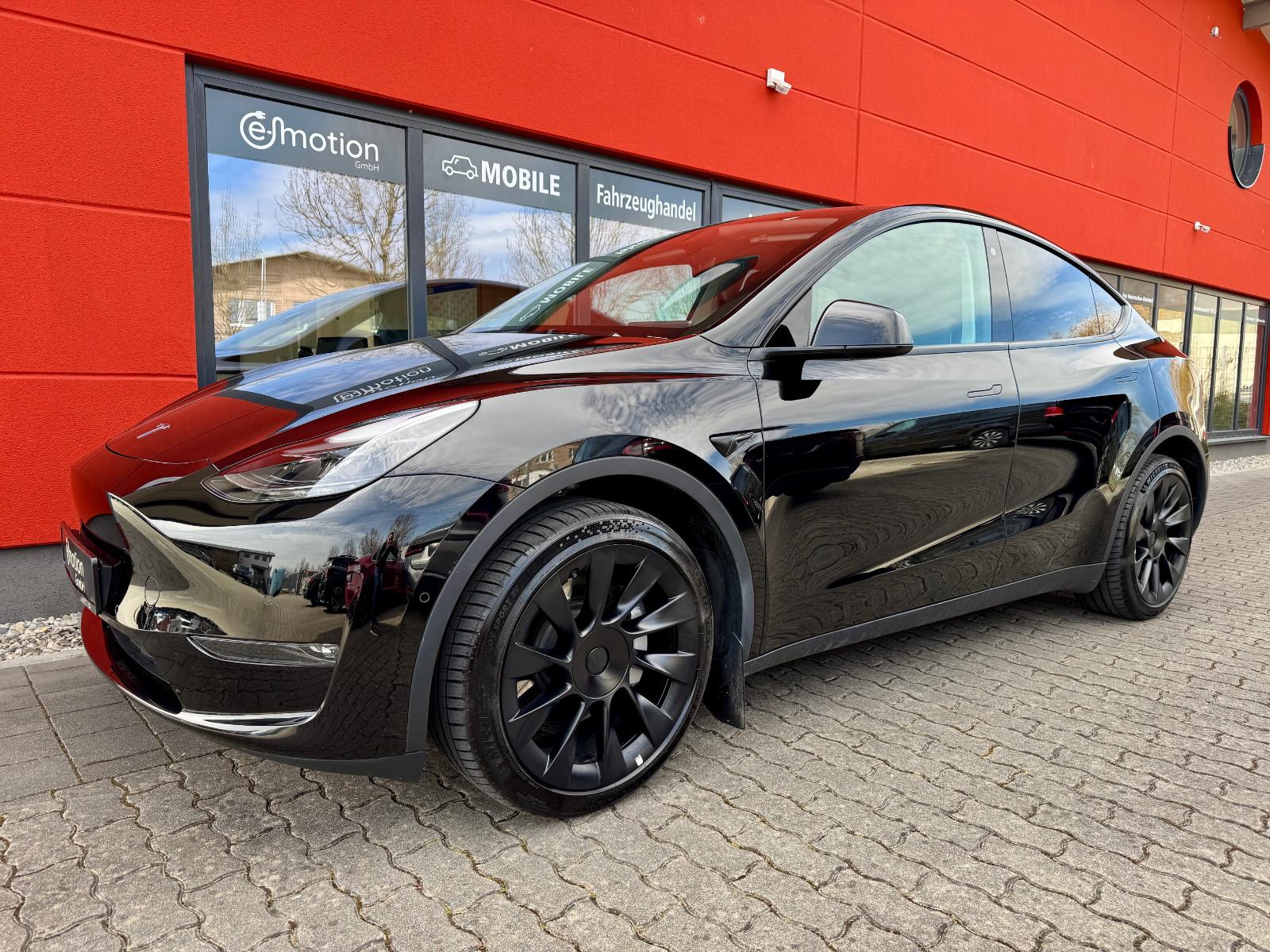 Tesla Model Y Long Range AWD*black/black*VATdeductible