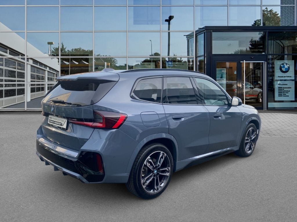 BMW X1 xDrive23i Pano HarmanKardon Sitzhg. LED.Schei foto 3