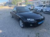 Mazda MX-5 1.8 Niseko Roadster Coupe Hardtop - Mazda MX-5 Niseko mit Benzin-Antrieb