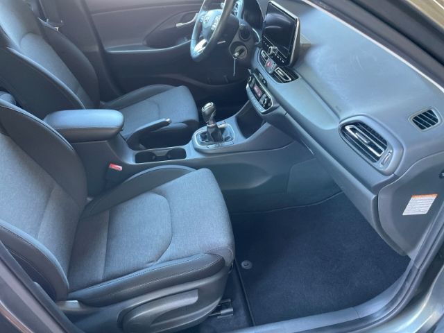 Fahrzeugabbildung Hyundai i30 1.5 T-GDI Mild-Hybrid Trend Navigation, Sitz