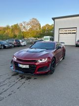 Chevrolet Camaro 6.2 V8 ZL1  - Chevrolet Camaro: Zl1
