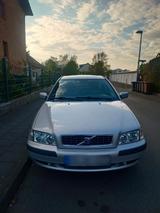 Volvo V40 1.8 Automatik, frischer TÜV - gebrauchte Volvo V40 aus dem Jahr 2003