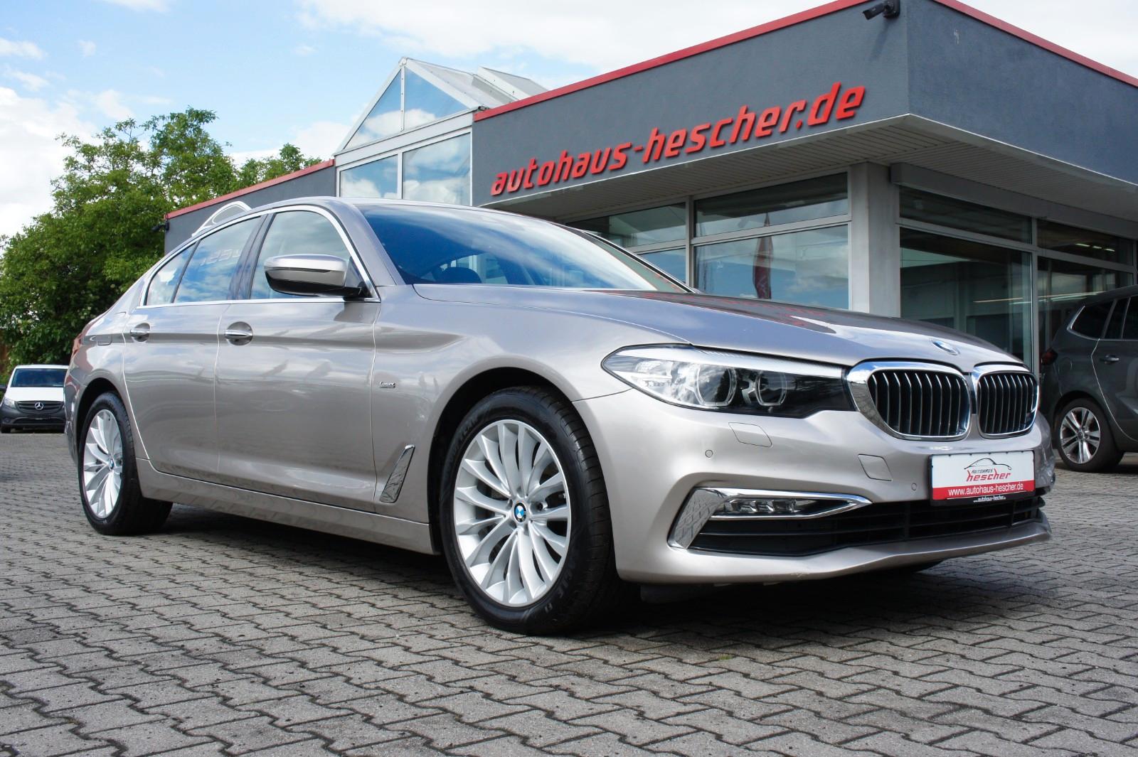 BMW 520d Limousine Luxury-Line *LED*NAVI*KAMERA*AHK*