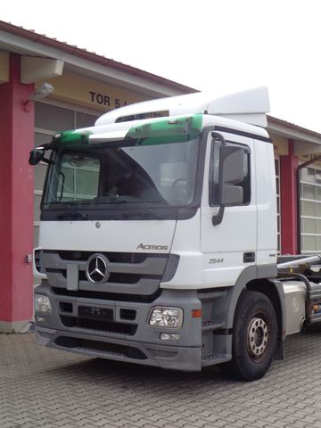 Mercedes-Benz 2544 L Actros