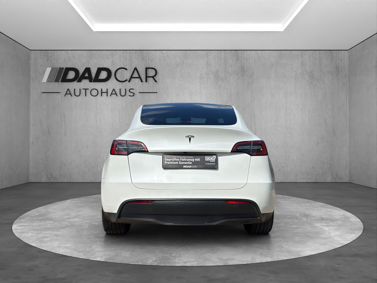 Tesla Model Y Basis RWD 1. Hand PANO LED NAVI RFK foto 4