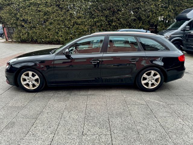 Audi A4 Avant 2.0 TDI Attraction *Navi*Xenon*Alu*PDC*