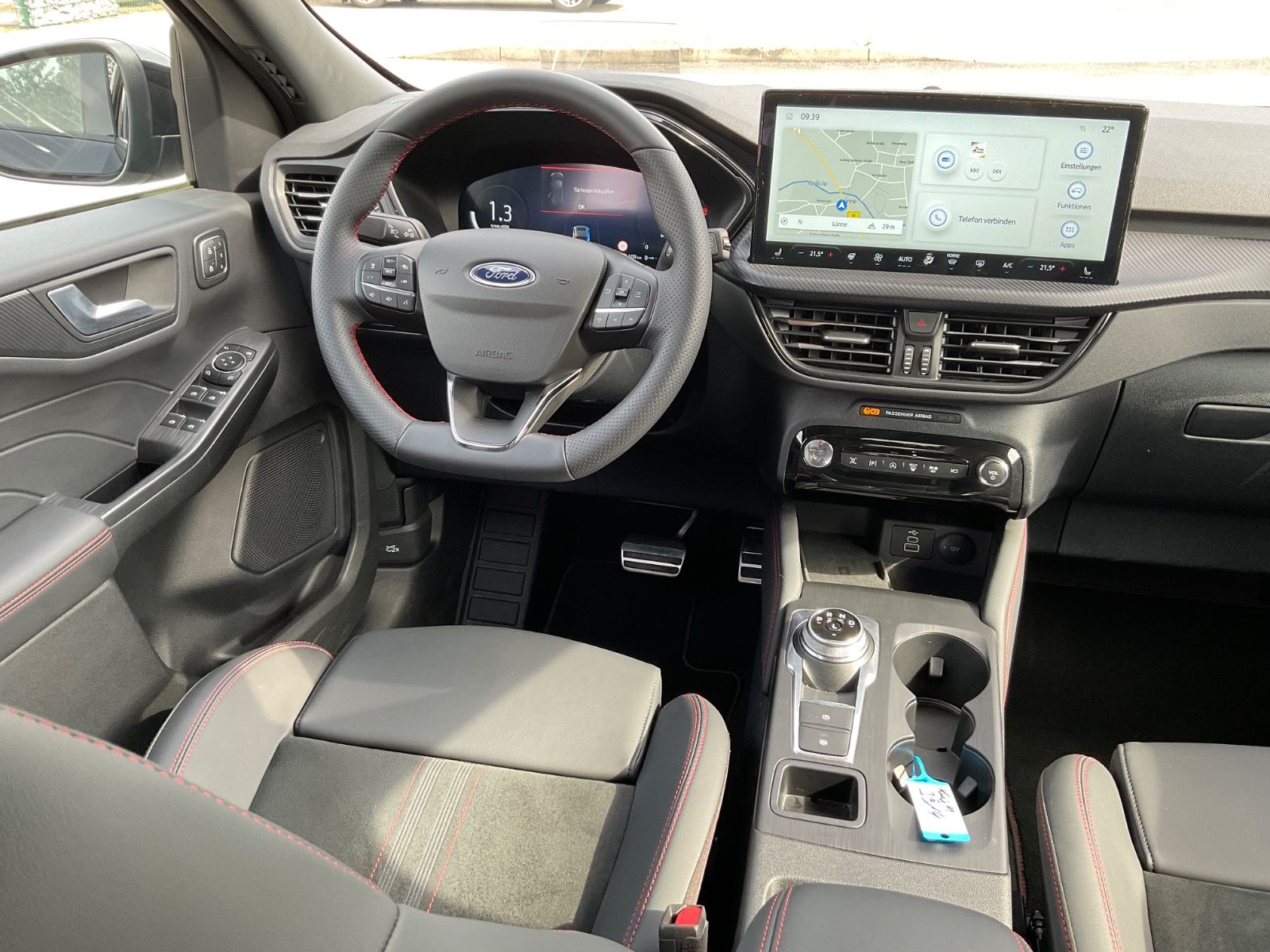 Fahrzeugabbildung Ford Kuga 1.5 EcoBoost ST-Line X,Navi,Kamera,Headup