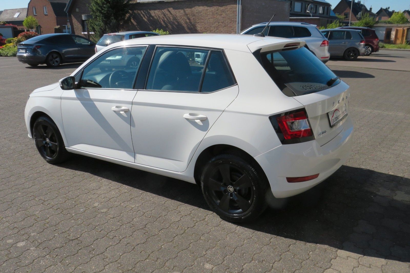 Fahrzeugabbildung SKODA Fabia Active KLIMA ALU ZV 1.HAND