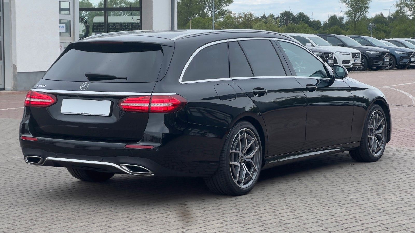 Fahrzeugabbildung Mercedes-Benz MIETKAUF*E 200 T-Modell AMG Line*MIETKAUF