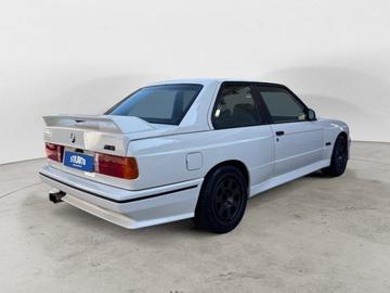 صورة 5 لـ 1987 BMW M3