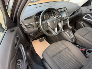 Opel Zafira - 12