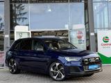 Audi SQ7 4.0 TFSI quattro/COMPETITION PLUS/7-SIT/VOLL - blaue Audi SQ7