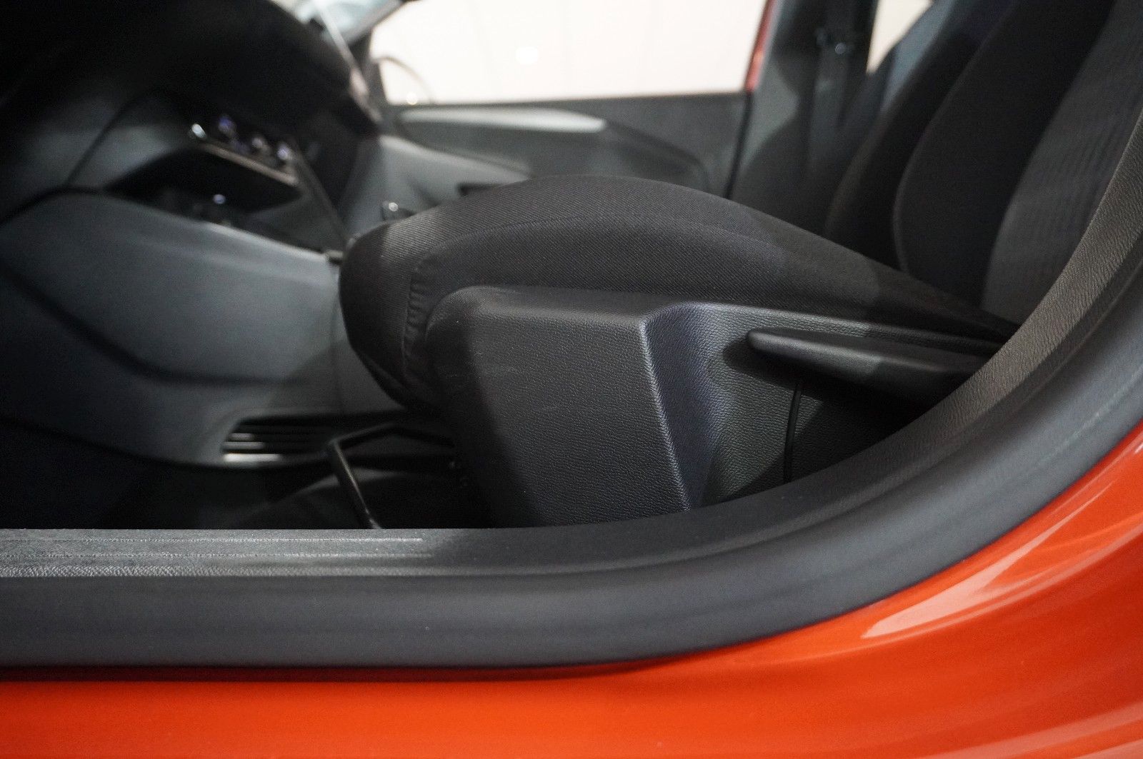 Fahrzeugabbildung Opel Corsa-e 7KW EDITION NAVI/KAMERA/SHZ/VIRTU./DAB+